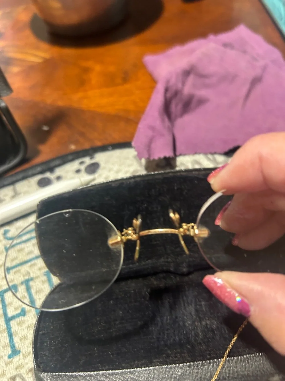 Victoriann 1890s-1920s Eyeglasses and Case 20262708-0002